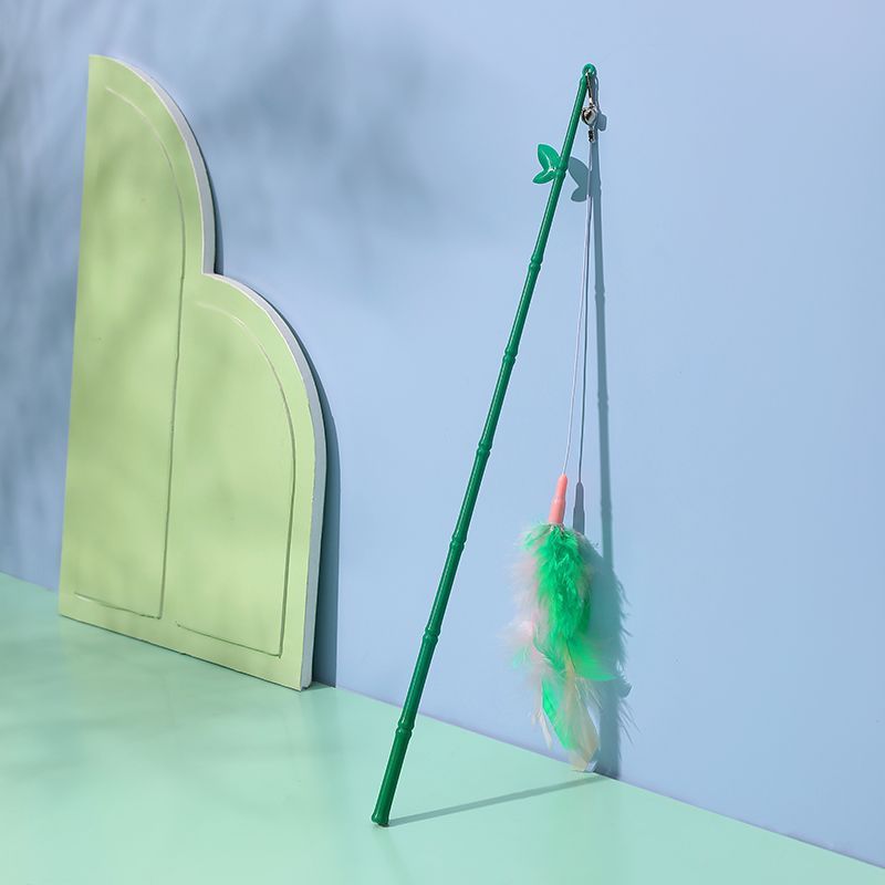Interactief kattenspeelgoed Verenstaf met belvullingen Bellen en veren Aandacht en stimulatie Onschadelijk Duurzaam en onbreekbaar